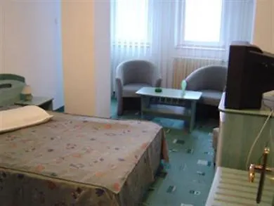 Maria Hotel